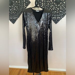Good American dress size 3. Sleek black sequin’s dress perfect condition
